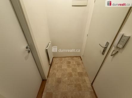 6 | Pronájem bytu, 2+kk, 35 m²