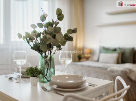 4 | Pronájem bytu, 1+kk, 37 m²