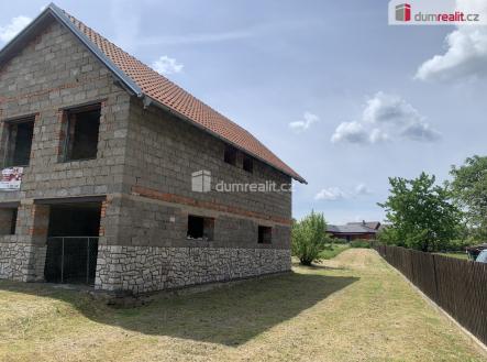3 | Prodej - pozemek pro bydlení, 4 212 m²