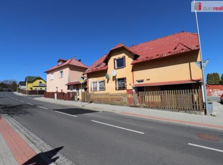 1 | Prodej - dům/vila, 330 m²