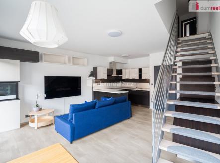 2 | Pronájem bytu, 3+kk, 74 m²