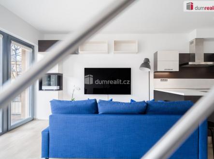 4 | Pronájem bytu, 3+kk, 74 m²