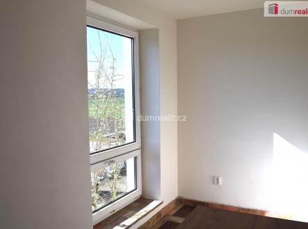 4 | Pronájem - obchodní prostor, 80 m²