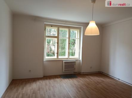 3 | Pronájem bytu, 1+kk, 32 m²