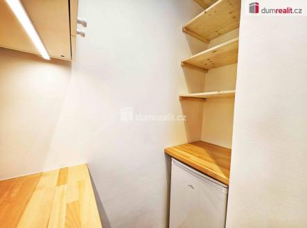 4 | Pronájem bytu, 1+kk, 21 m²