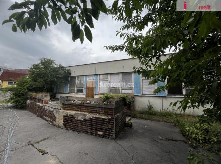 3 | Pronájem - obchodní prostor, 100 m²