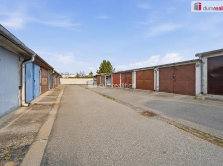 3 | Prodej - malý objekt/garáž