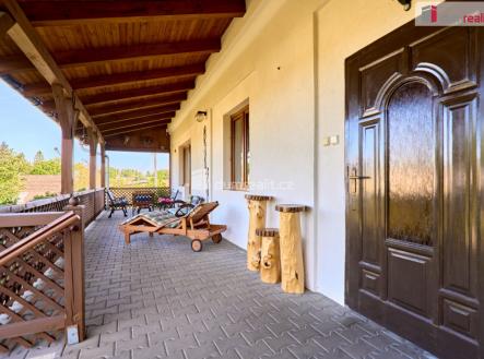 2 | Prodej - penzion, 286 m²