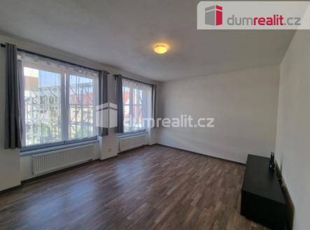 3 | Pronájem bytu, 1+kk, 33 m²