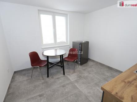 3 | Pronájem bytu, 1+1, 37 m²