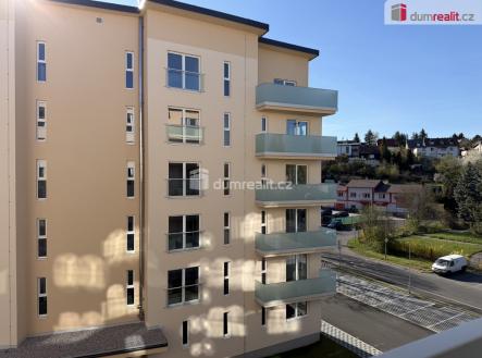 12 | Pronájem bytu, 2+kk, 48 m²
