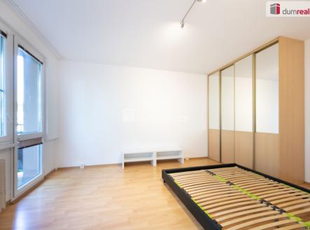 4 | Pronájem bytu, 1+1, 38 m²