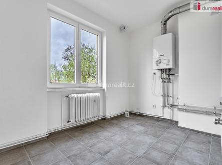 9 | Prodej bytu, 4+1, 79 m²
