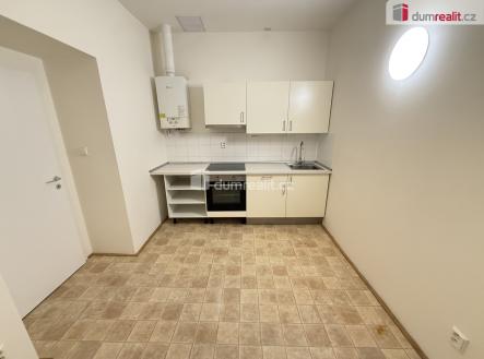 3 | Pronájem bytu, 2+kk, 35 m²