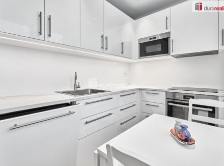 2 | Prodej bytu, 3+1, 67 m²