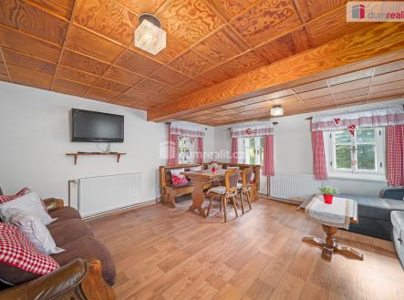 4 | Prodej - dům/vila, 460 m²
