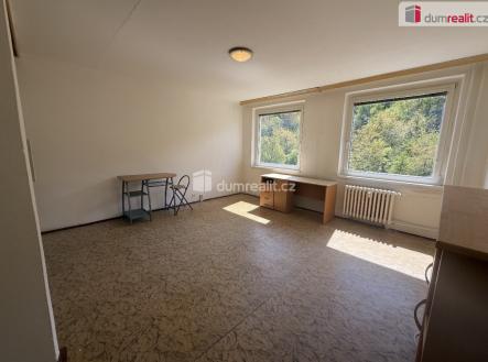 4 | Pronájem bytu, 1+kk, 32 m²