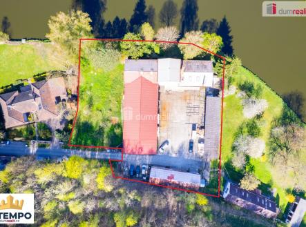 2 | Prodej - komerční objekt, průmyslový areál, 3 615 m²