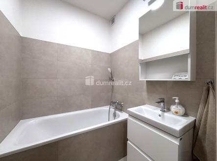 4 | Pronájem bytu, 2+1, 54 m²