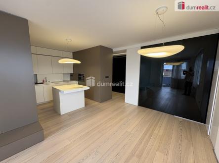 2 | Pronájem bytu, 2+kk, 54 m²
