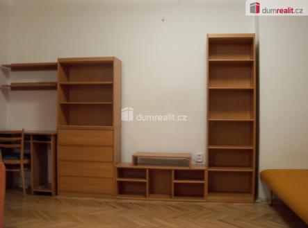 4 | Pronájem bytu, 1+kk, 43 m²