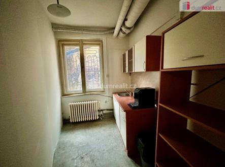 2 | Pronájem - obchodní prostor, 60 m²