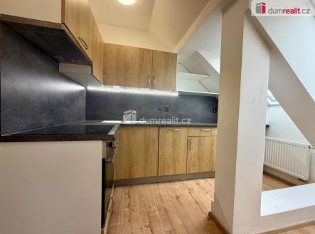 3 | Pronájem bytu, 1+kk, 40 m²