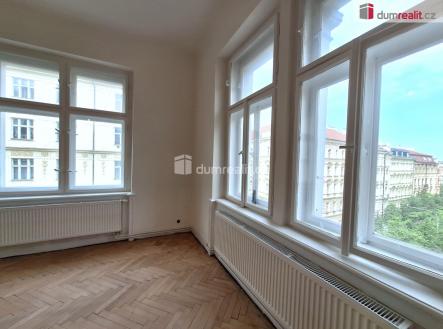 2 | Pronájem bytu, 3+kk, 82 m²
