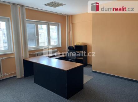 1 | Pronájem - kanceláře, 18 m²