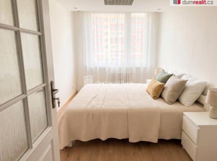 3 | Pronájem bytu, 2+kk, 40 m²