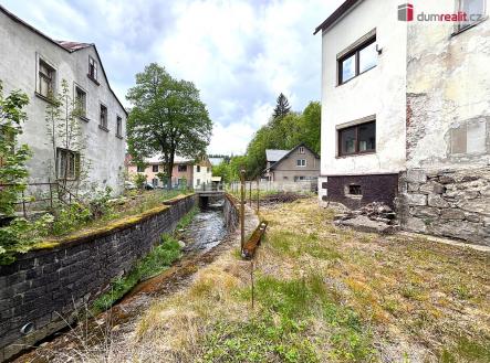 3 | Prodej - nájemní dům, 300 m²