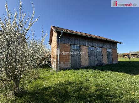 2 | Prodej - zemědělský objekt, 2 793 m²