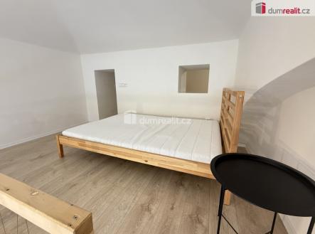 4 | Pronájem bytu, 1+kk, 50 m²