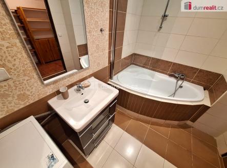 4 | Pronájem bytu, 3+kk, 64 m²