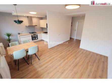 1 | Pronájem bytu, 2+kk, 60 m²