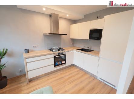 4 | Pronájem bytu, 2+kk, 60 m²