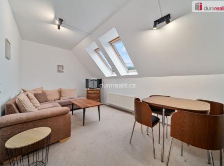 3 | Prodej bytu, 2+1, 45 m²