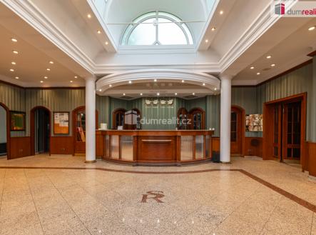3 | Prodej - hotel, 4 200 m²