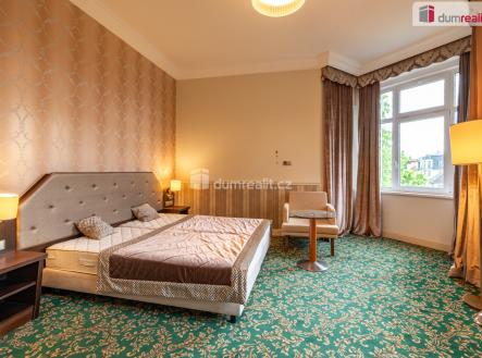 4 | Prodej - hotel, 4 200 m²