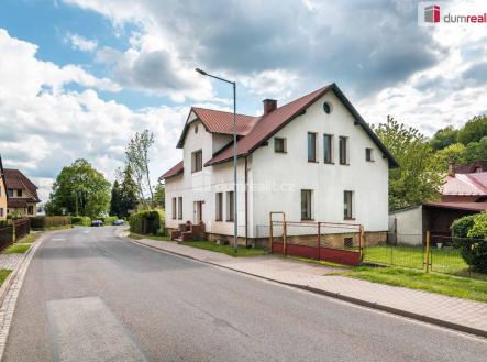 1 | Prodej - dům/vila, 250 m²