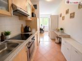 Pronájem bytu, 2+kk, 68 m²