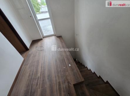 4 | Pronájem bytu, 3+kk, 98 m²