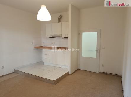 3 | Pronájem bytu, 1+kk, 29 m²