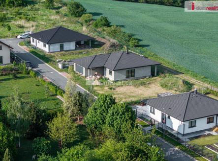 4 | Prodej - dům/vila, 218 m²
