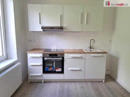 3 | Pronájem bytu, 1+1, 40 m²