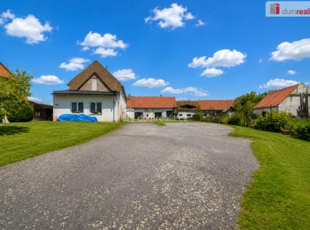 4 | Pronájem - komerční objekt, jiný, 3 800 m²