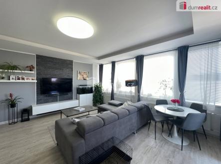 4 | Pronájem bytu, 3+kk, 82 m²