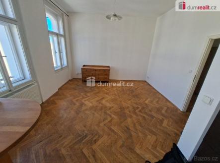 3 | Pronájem bytu, 2+kk, 68 m²