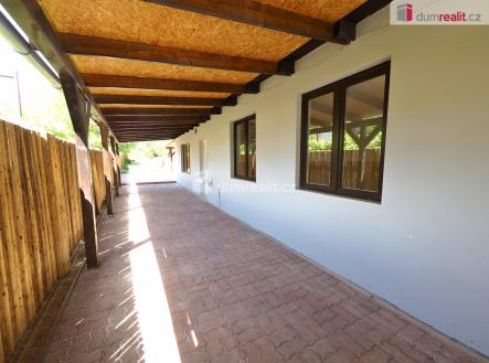 4 | Prodej - dům/vila, 200 m²