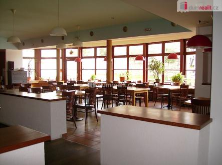 4 | Pronájem - restaurace, 230 m²